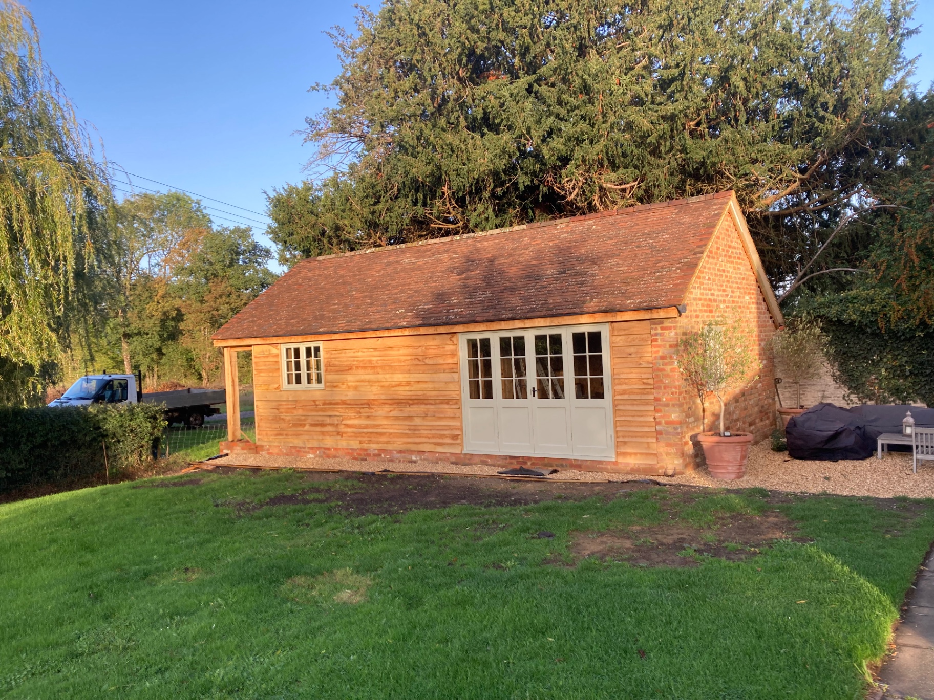 Timber-clad outbuilding